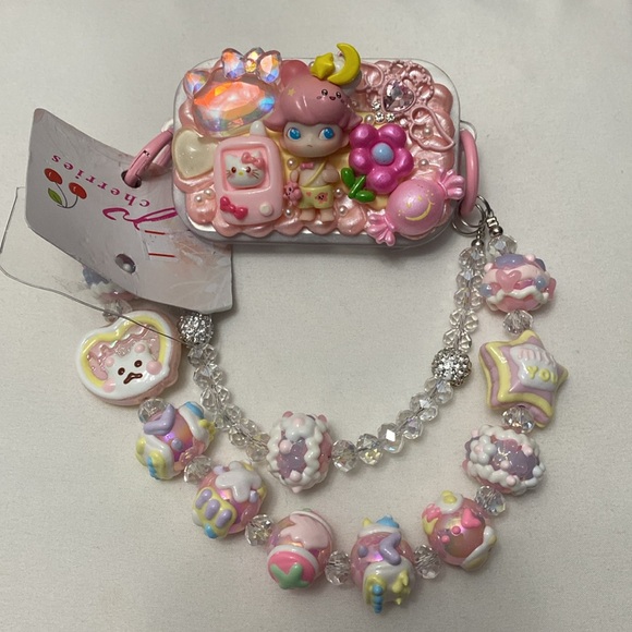 BNWT Bangkok Premium Bead Bag Charm/Cellphone Charm/Holder - Picture 6 of 7